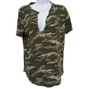 PINK Victoria’s Secret Green Camo Shirt Women’s Medium